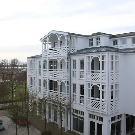 Seepark Sellin Haus Moenchgut 668 Apartment *